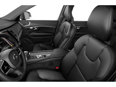 2020 Volvo XC90 T6 Momentum