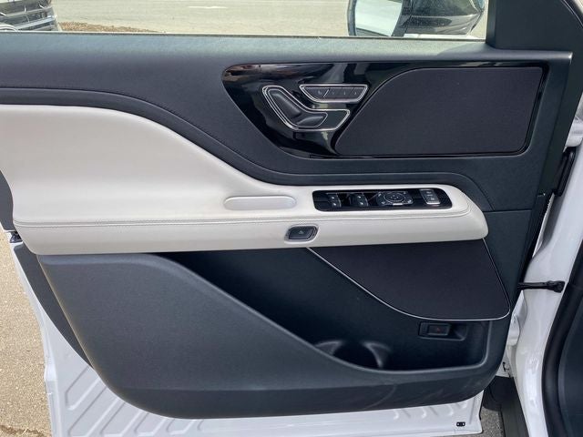 2026 Lincoln Aviator Premiere®