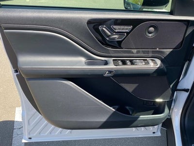 2026 Lincoln Aviator Premiere®