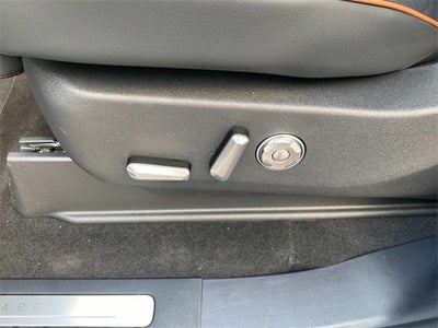 2025 Lincoln Navigator Lincoln Black Label