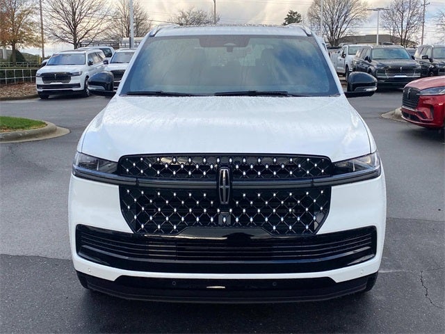 2025 Lincoln Navigator Lincoln Black Label