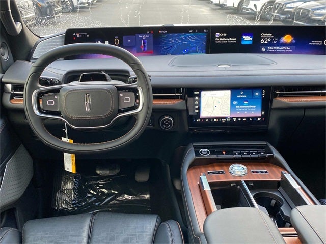 2025 Lincoln Navigator Lincoln Black Label