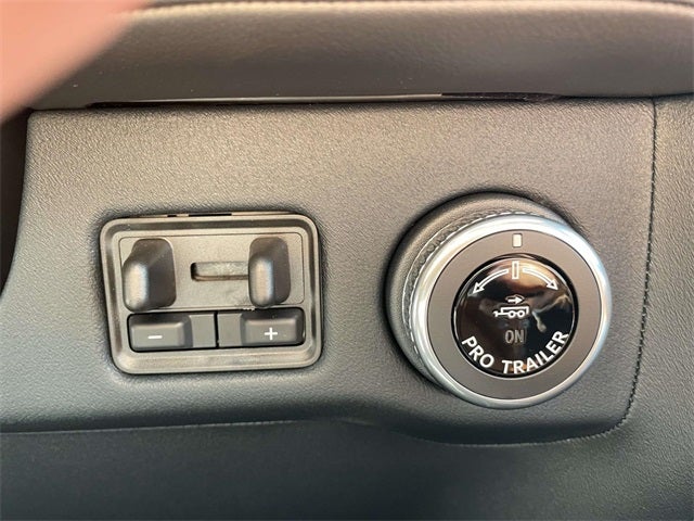 2025 Lincoln Navigator Lincoln Black Label