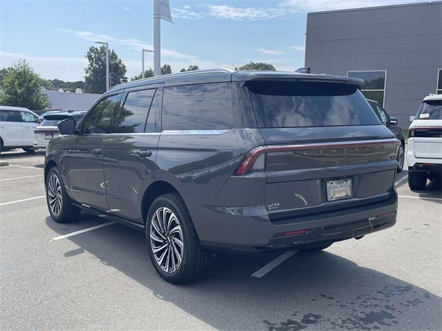 2025 Lincoln Navigator Lincoln Black Label