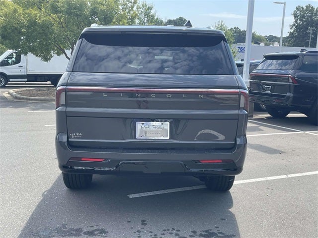 2025 Lincoln Navigator Lincoln Black Label