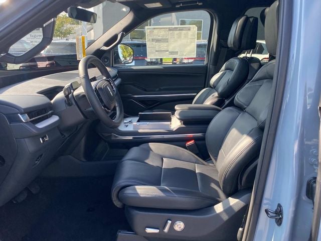 2025 Lincoln Navigator Reserve-L