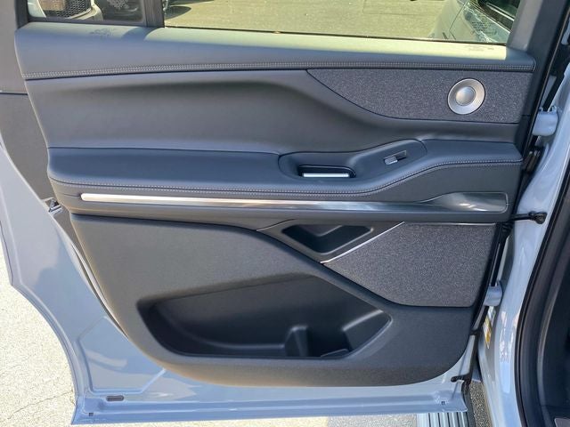 2025 Lincoln Navigator Reserve-L