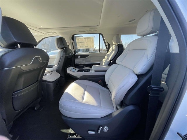 2025 Lincoln Navigator Reserve-L