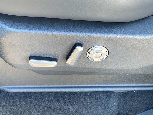 2025 Lincoln Navigator Lincoln Black Label-L