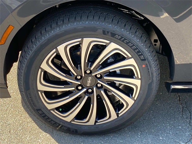 2025 Lincoln Navigator Lincoln Black Label-L