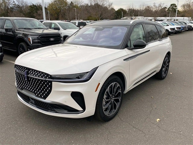 2026 Lincoln Nautilus Reserve