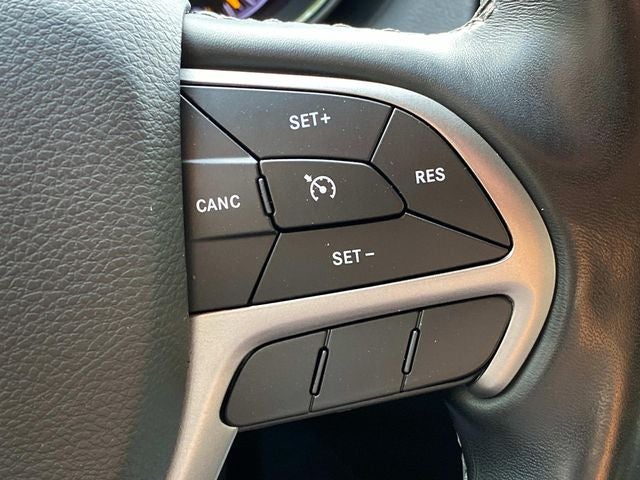 2020 Jeep Grand Cherokee Overland