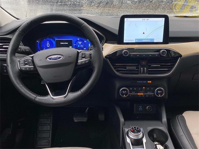 2021 Ford Escape Hybrid Titanium
