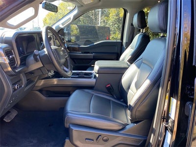 2025 Ford F-350SD Lariat