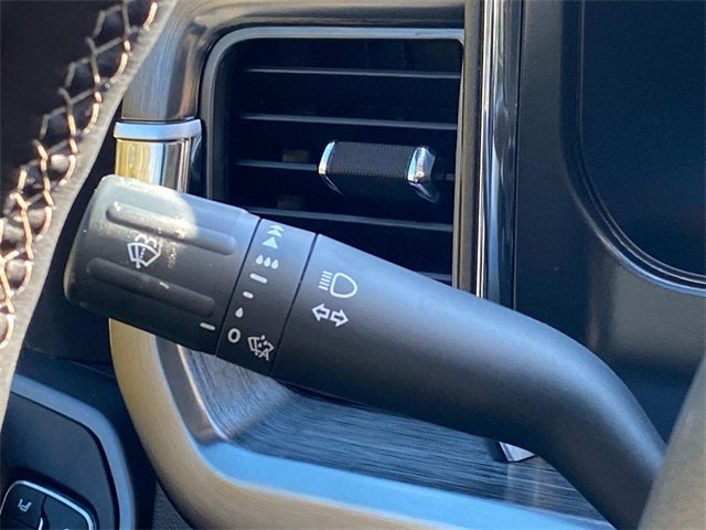 2025 Ford F-350SD Lariat