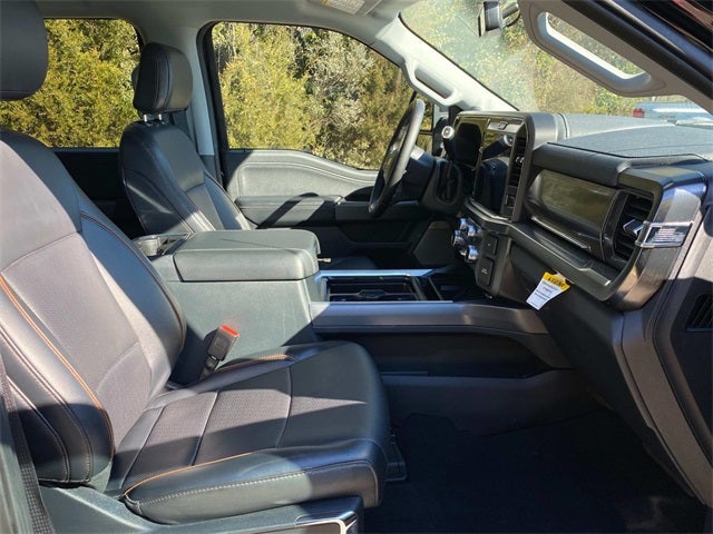 2025 Ford F-350SD Lariat