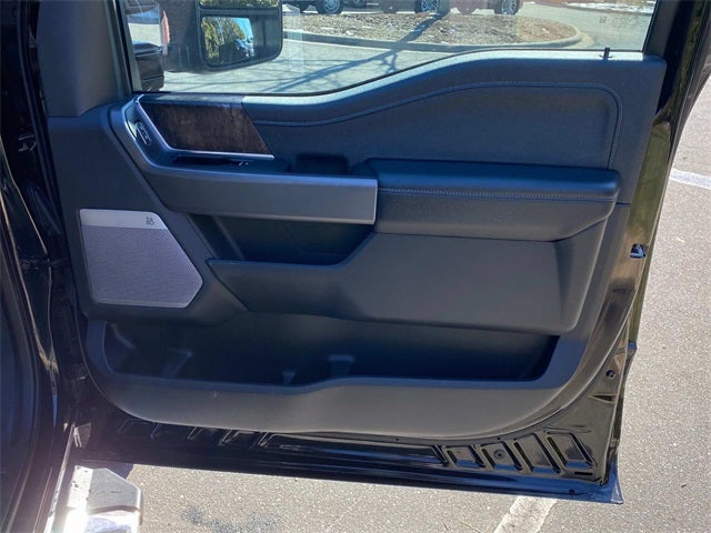 2025 Ford F-350SD Lariat