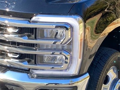 2025 Ford F-350SD Lariat