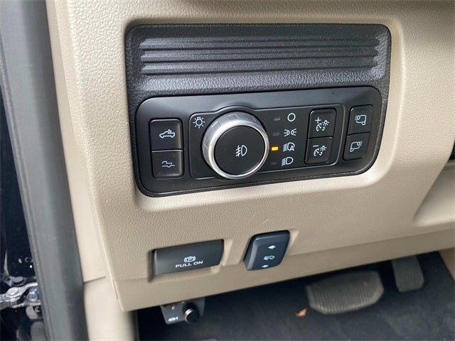 2025 Ford F-450SD Platinum