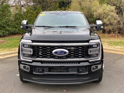 2025 Ford F-450SD Platinum