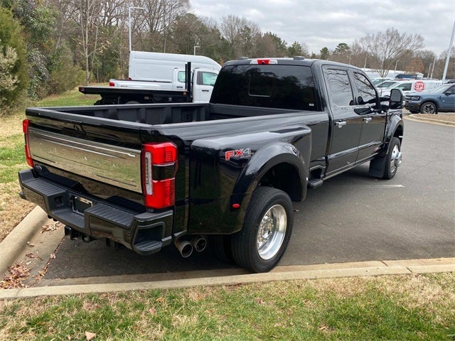 2025 Ford F-450SD Platinum