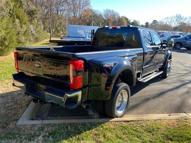 2026 Ford F-450SD Lariat DRW