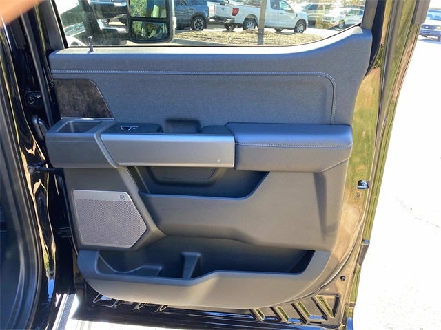 2026 Ford F-450SD Lariat DRW