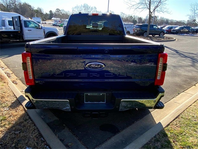 2026 Ford F-450SD Lariat DRW