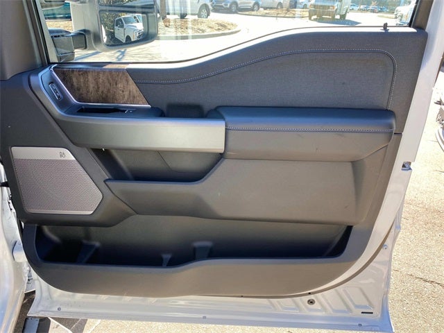 2026 Ford F-450SD Lariat DRW