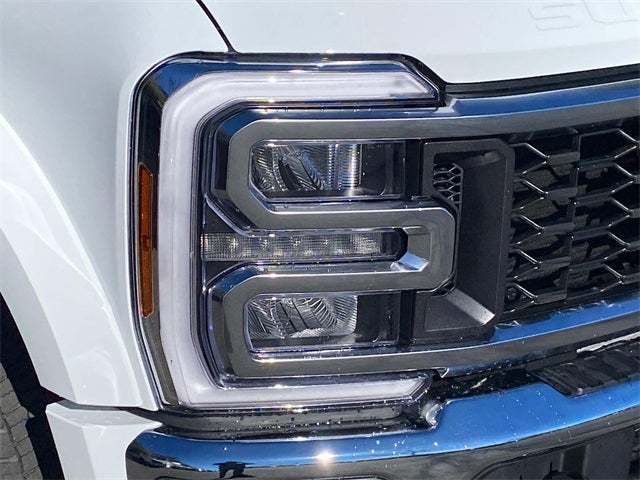 2026 Ford F-450SD Lariat DRW