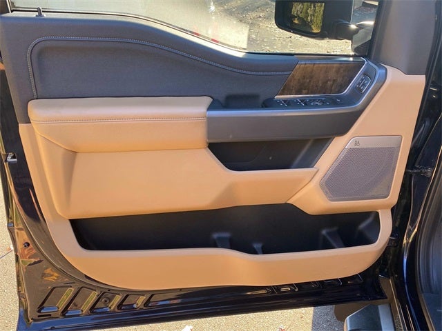 2025 Ford F-450SD Lariat DRW