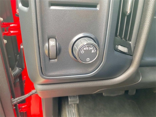 2018 Chevrolet Silverado 1500 Custom