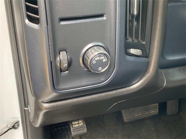 2018 Chevrolet Silverado 1500 Custom