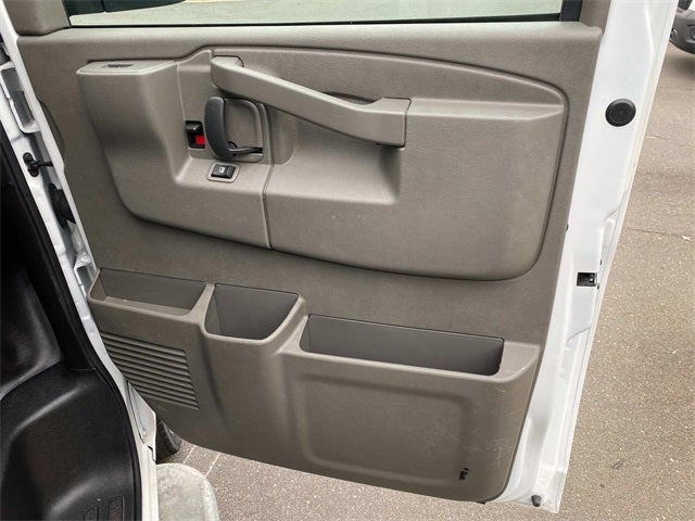 2024 Chevrolet Express 2500 Work Van Cargo
