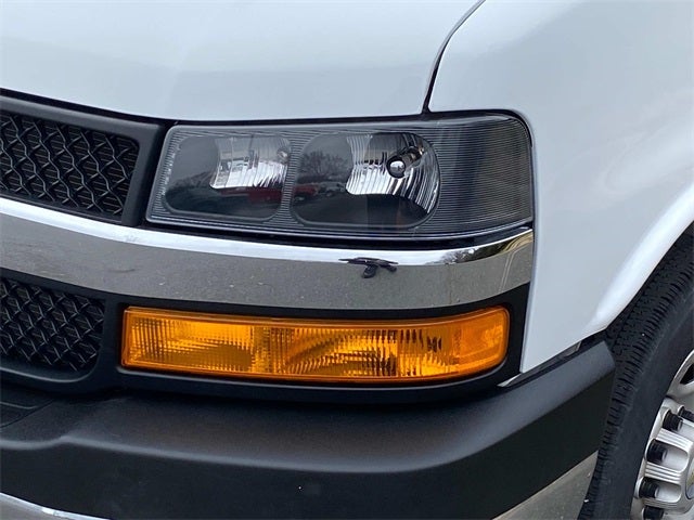 2024 Chevrolet Express 2500 Work Van Cargo