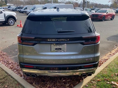 2024 GMC Acadia Denali