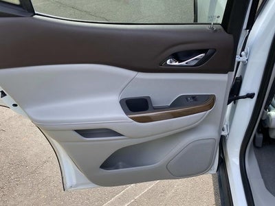 2022 GMC Acadia SLE