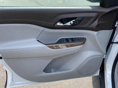 2022 GMC Acadia SLE