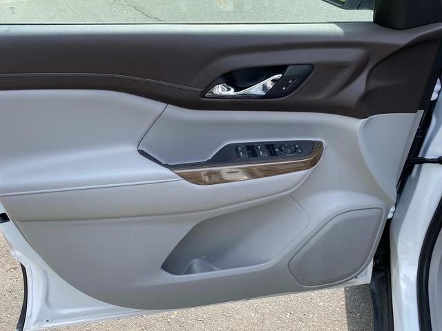 2022 GMC Acadia SLE