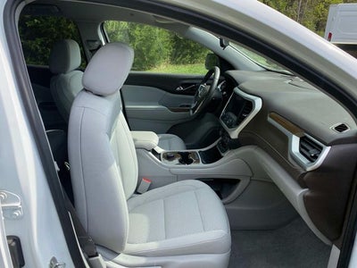 2022 GMC Acadia SLE