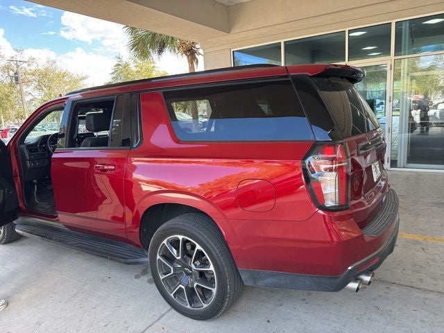 2022 Chevrolet Suburban RST