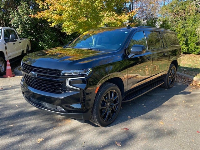 2023 Chevrolet Suburban RST