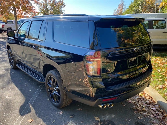 2023 Chevrolet Suburban RST