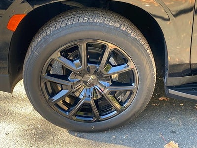 2023 Chevrolet Suburban RST