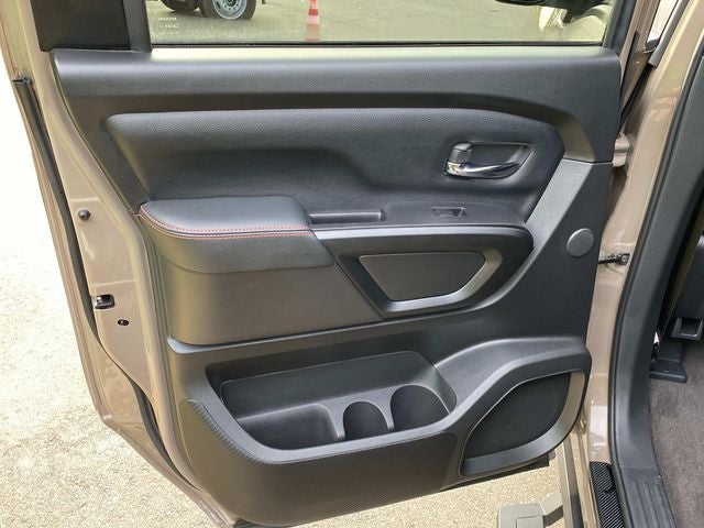 2022 Nissan Titan PRO-4X