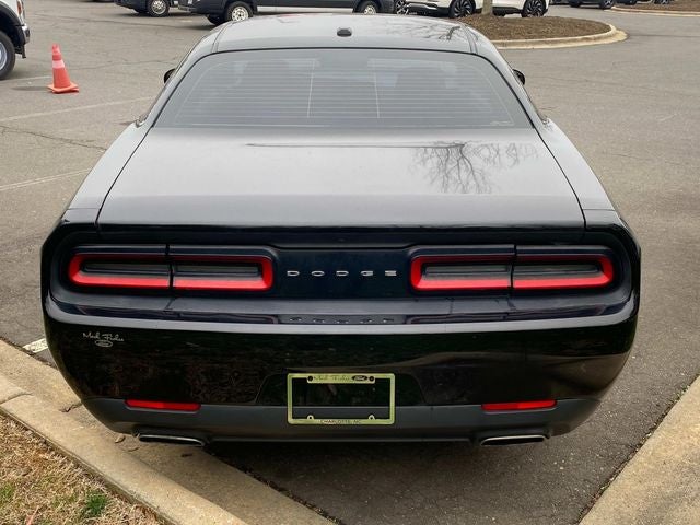 2015 Dodge Challenger SXT