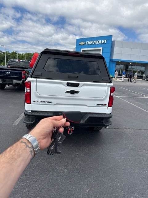 2024 Chevrolet Silverado 1500 ZR2 UPFITTED