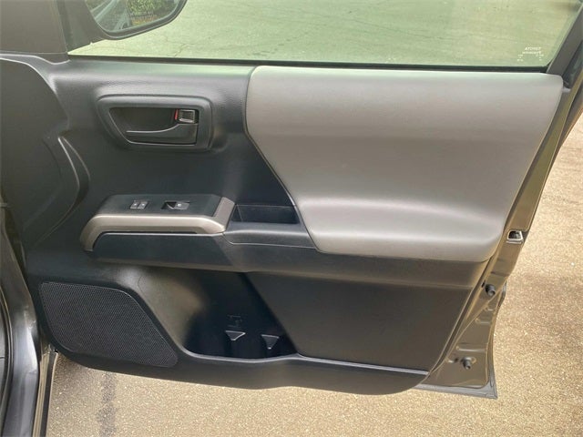 2019 Toyota Tacoma SR5 V6