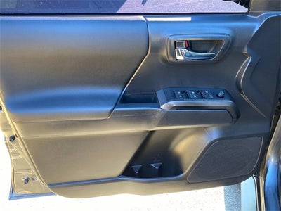 2022 Toyota Tacoma TRD Sport V6