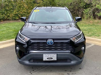 2020 Toyota RAV4 Hybrid XLE